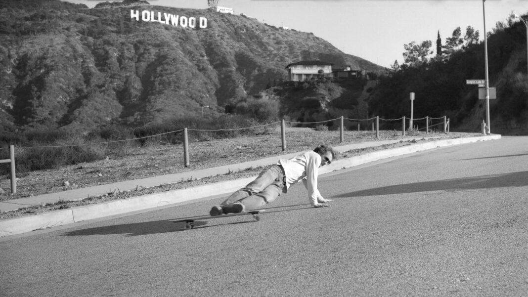 1975-skater-hollywood-credit-albert moote-donaldson-collection-getty-images