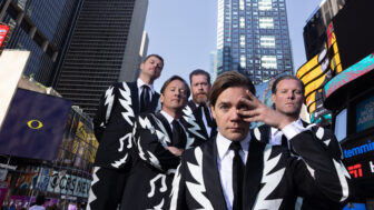 The Hives - Neue Songs – Doppelschlag