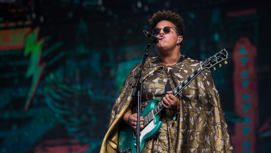 Brittany Howard von Alabama Shakes (Foto: picture alliance / picture alliance/AP/Invision | Vianney Le Caer)