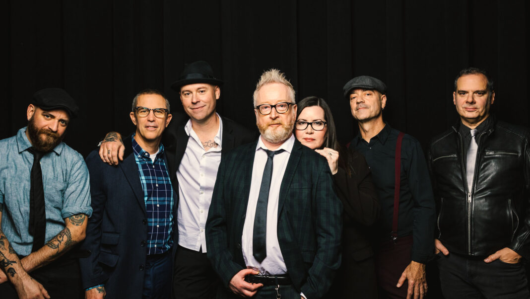 Flogging Molly (Foto: Katie Hovland)