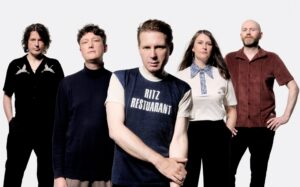 Franz Ferdinand - Neue Single – Tanz mit Licht und Schatten