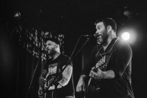 Matze Rossi & Chuck Ragan – Zum Abschluss ein Geburtstagslied