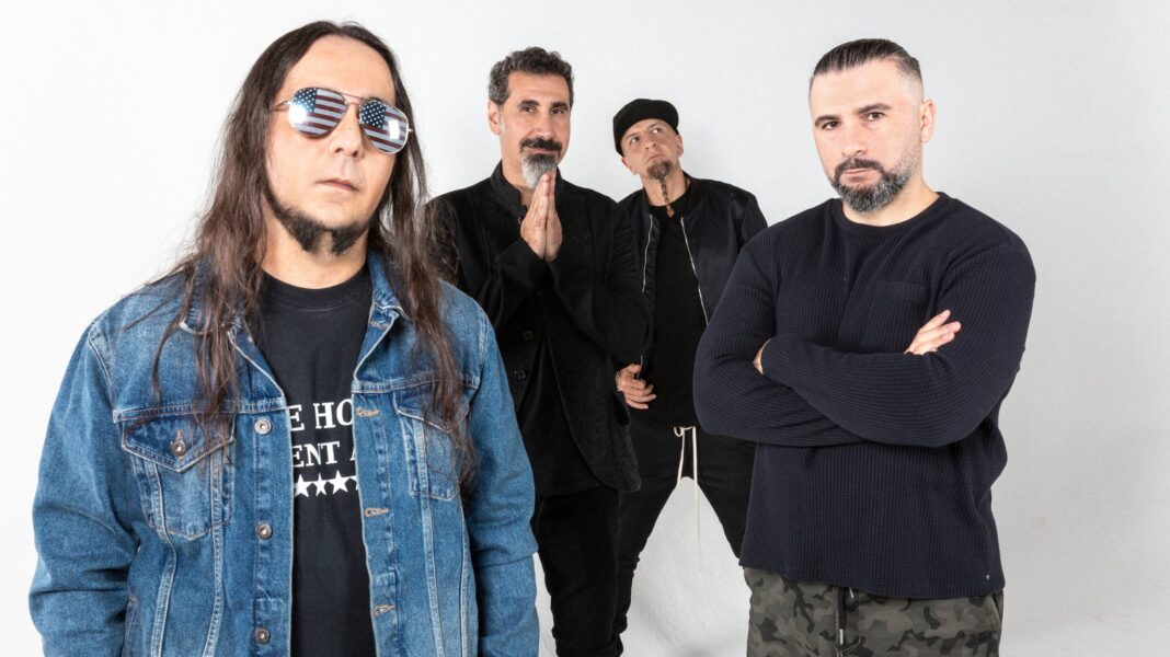 System Of A Down, vorne links Daron Malakian (Foto: Clemente Ruiz)