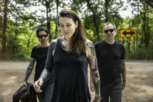 Laura Jane Grace (Against Me!) stellt Song &#8220;Apocalypse Now (&amp; Later)&#8221; vor