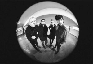 Newsflash (Anti-Flag, Thrice, Fjørt u.a.)