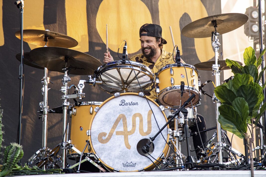 Neuer Drummer bei Guns N' Roses: Isaac Carpenter von Awolnation, 2019 (Foto: picture alliance/AP Images | Amy Harris)