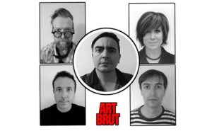 Art Brut kündigen erstes Album seit sieben Jahren an, streamen Single &#8220;Wham! Bang! Pow! Let&#8217;s Rock Out!&#8221;