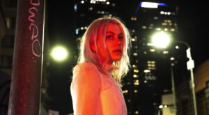 Phoebe Bridgers kündigt Album &#8220;Punisher&#8221; an, zeigt Video zu Single &#8220;Kyoto&#8221;