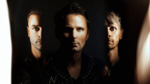 Matt Bellamy (Muse) veröffentlicht Solo-Song &#8220;Tomorrow&#8217;s World&#8221;