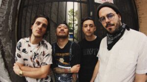 Superbloom - Neue Single  – Mit dem Kopf durch die Wand