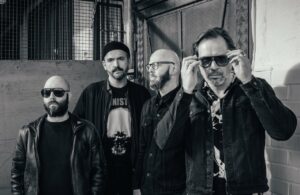 VISIONS Premiere: Ropes Of Night stellen Video zu &#8220;Another Closing Door&#8221; vor