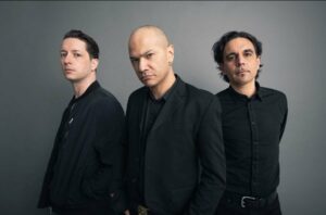 Danko Jones teilen Video zu &#8220;Start The Show&#8221;, kündigen Online-Release-Shows an