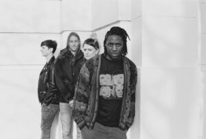 Bloc Party kündigen Album &#8220;Alpha Games&#8221; an, streamen neue Single &#8220;Traps&#8221;