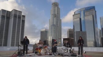 Osees – Live auf Hubschrauberlandeplatz