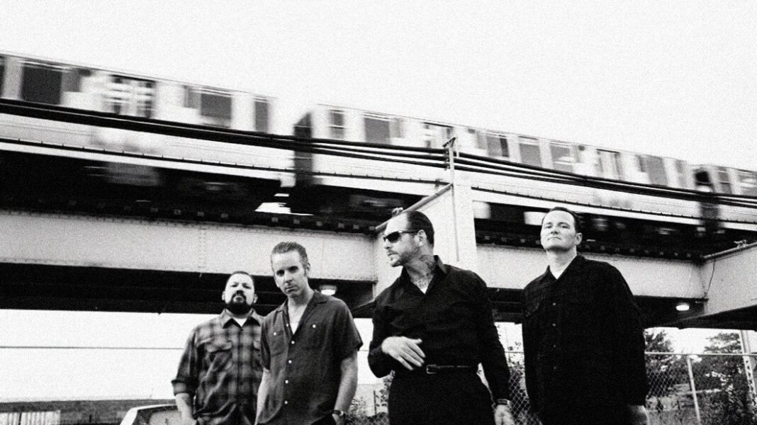 Social Distortion